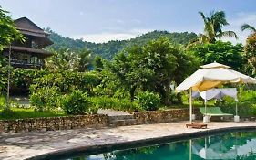 The Vine Retreat